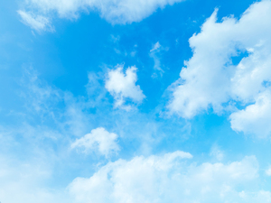 水色の広い空